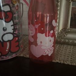 hello kitty water bottle