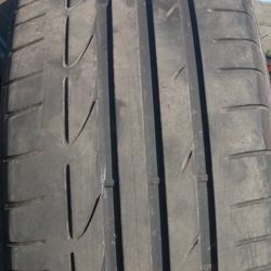 225/45/18 Bridgestone Tire (1)