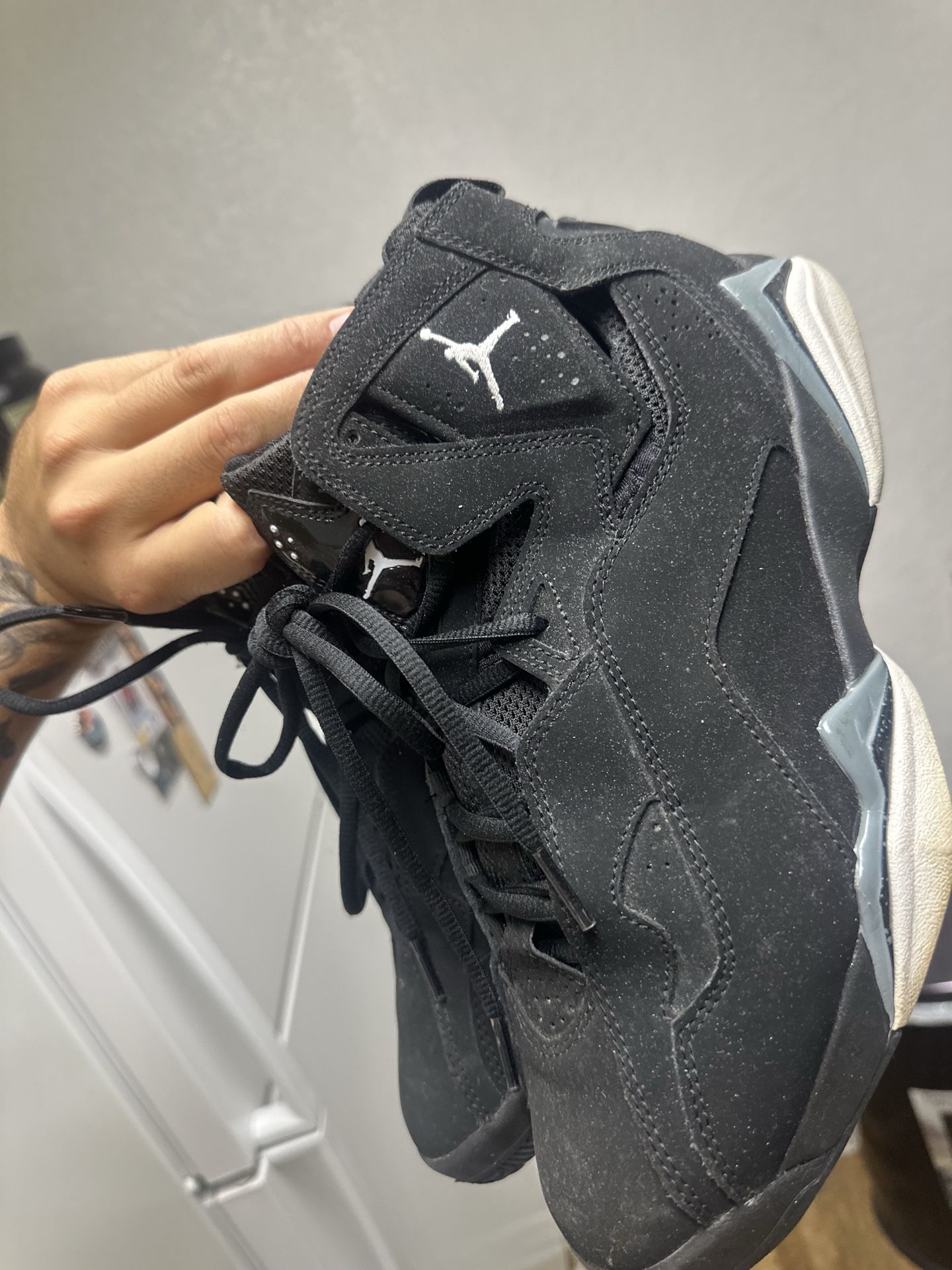 Jordan size 9 used / new