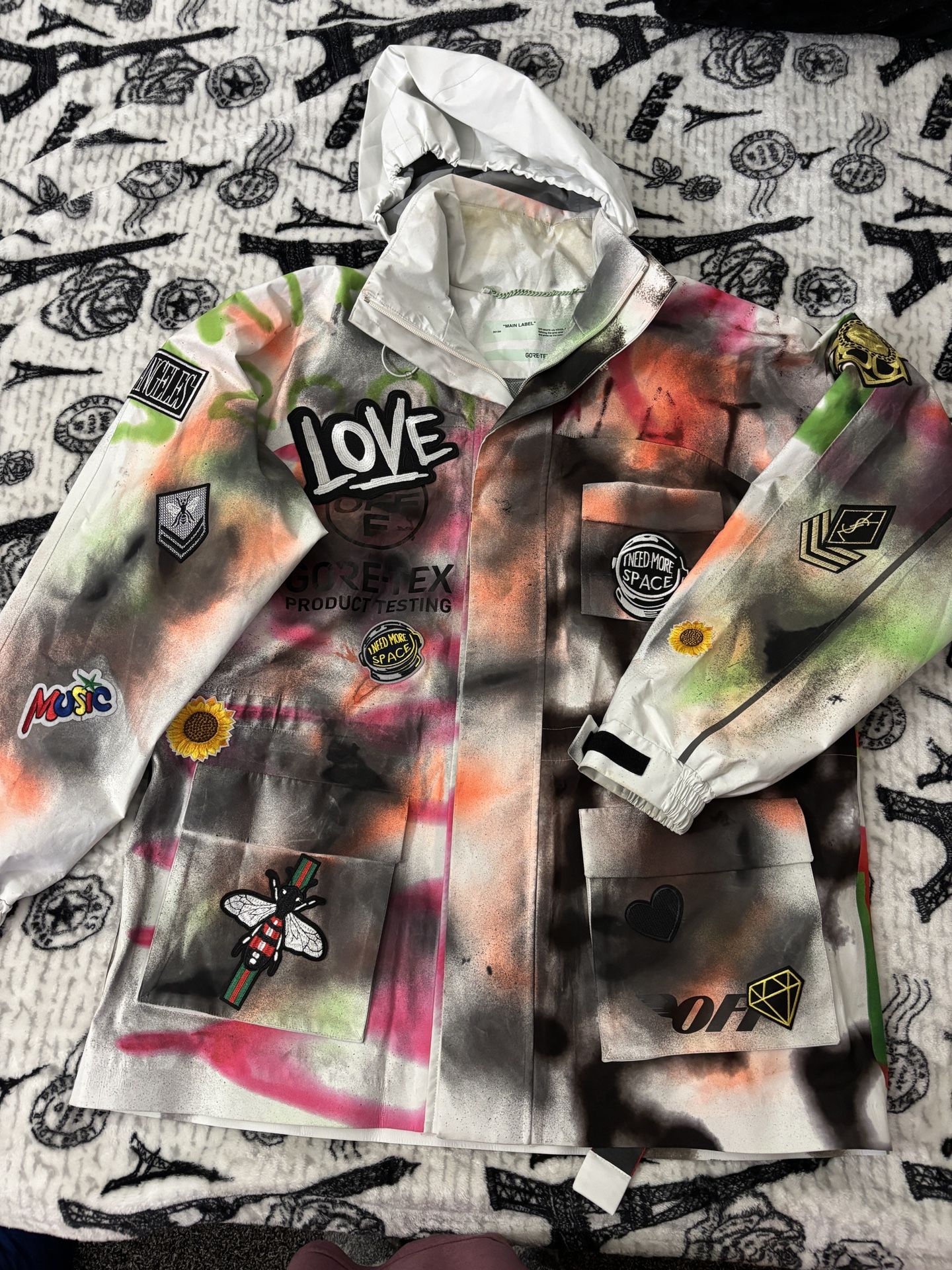 Off-White Goretex White Graffiti Ski Jacket Size M