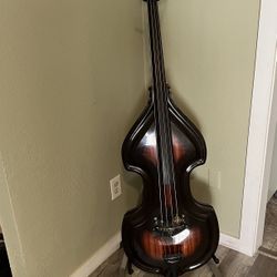 Ampeg Vintage Baby Bass BB4