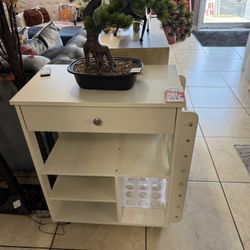 Brand New Storage Chart On Wheels 