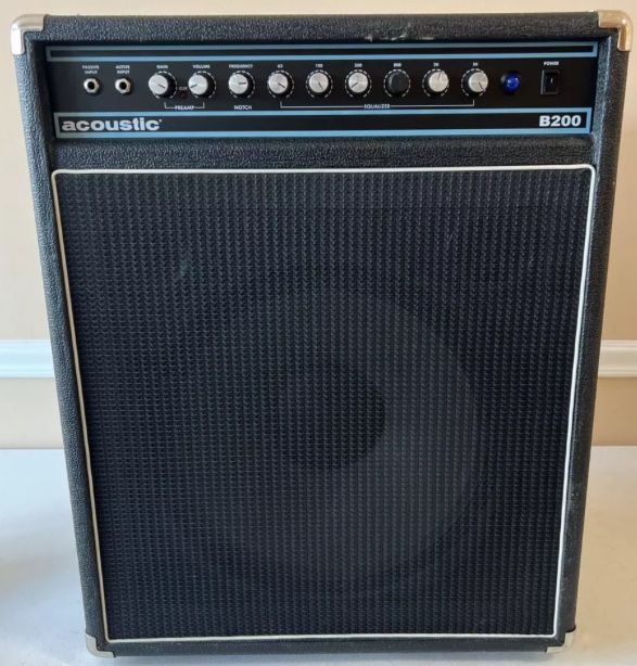 Acoustic B200 200w 1x15” Bass Combo Amp