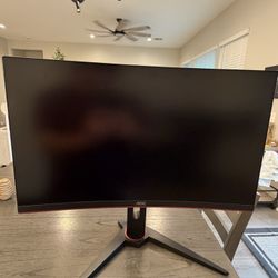 Gaming Monitor-Curved 24”