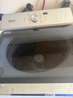 Maytag washer and dryer set