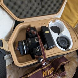 Vintage Nikon Em Kit In Case