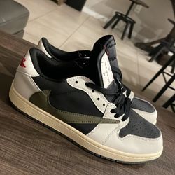 Air Jordan 1 Low Travis Scott Size 9.5