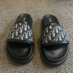 Dior Alpha Sandals in the black and white Dior Oblique jacquard pattern Size 10