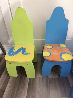 2 Toddler Chairs 