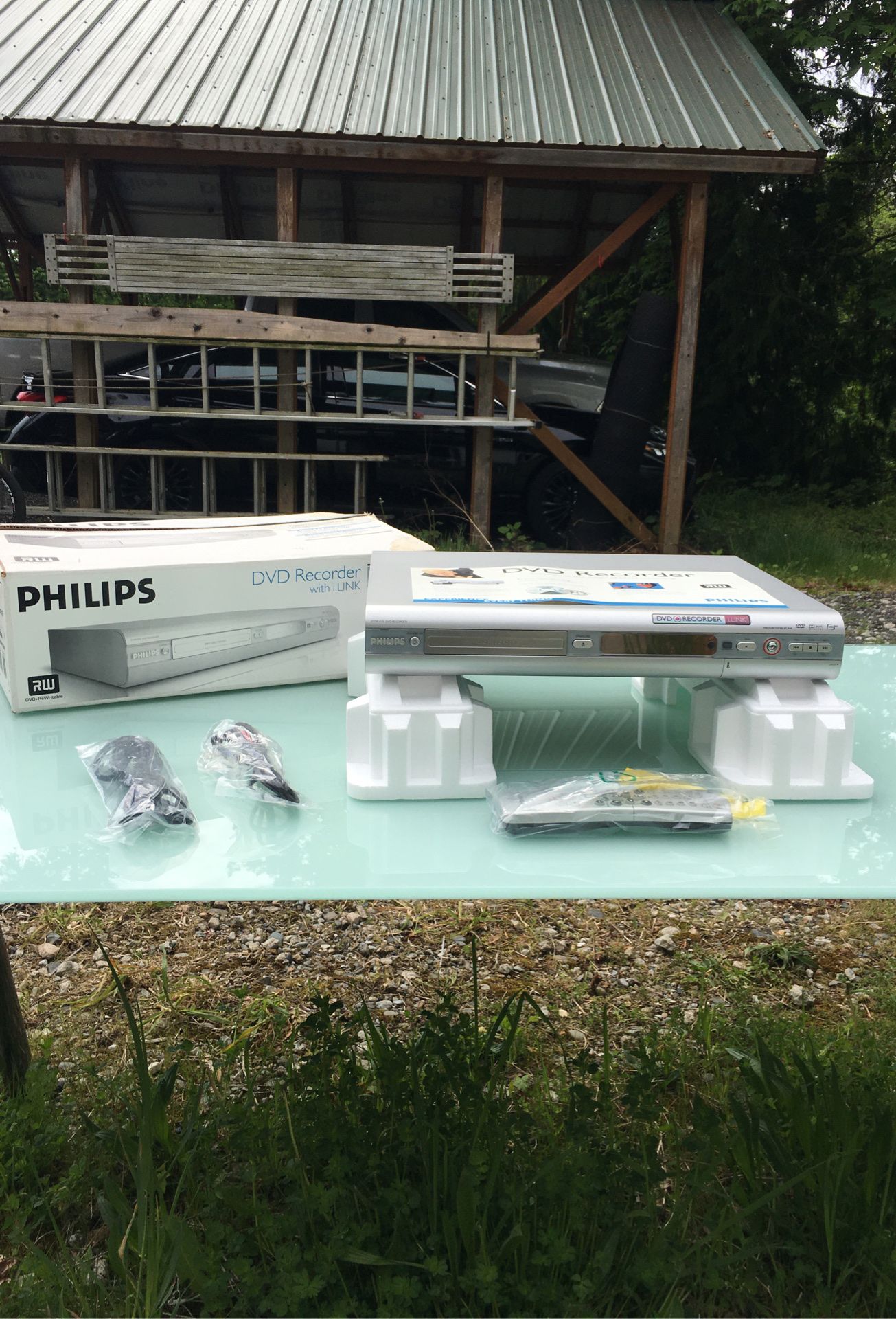 DVD recorder with I.LINK PHILIPS $50