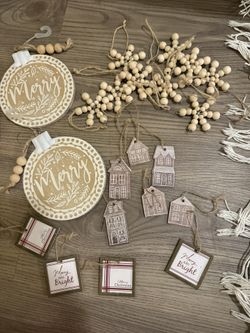 Wood Christmas Ornaments 