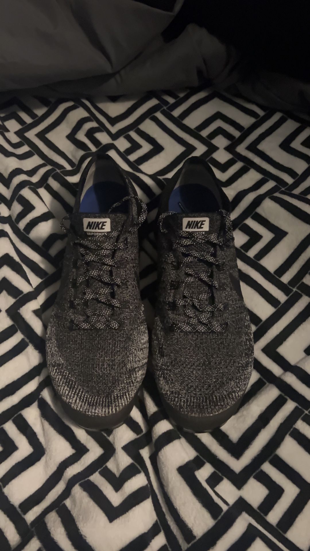 Nike Air Vapor Max Flyknit Black and White Oreo