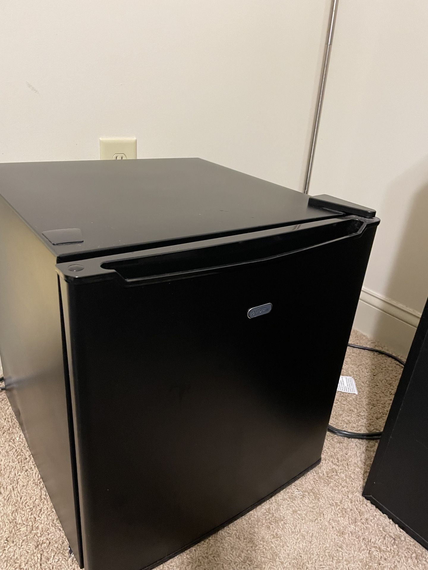 mini fridge