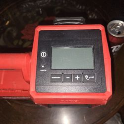 Milwaukee Portable Digital Air Compressor 18v