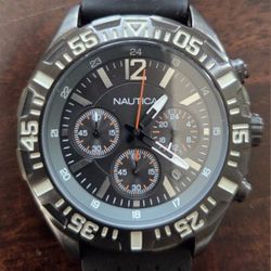 Men's Nautica N18720G NST Chronograph Watch With Owner's Manual