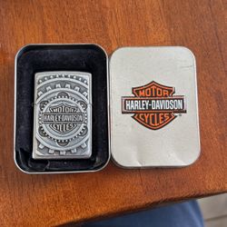 Harley Davidson Zippo Lighter, 2002 Gears Pewter Emblem -Rare