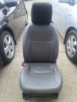 2nd Gen Toyota Prius Leather Seats
