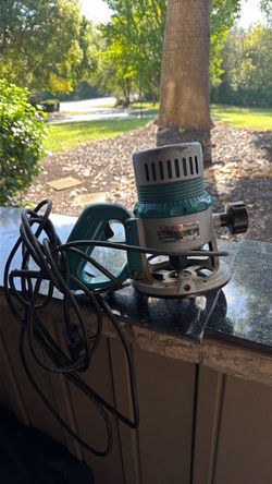 Makita Electric Router