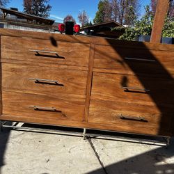 Hooker Dresser North Hollywood 