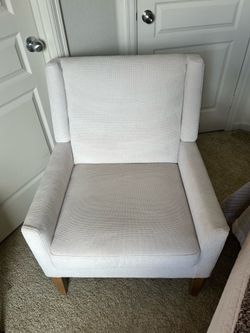 Accent Chair (cream color)