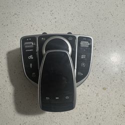 Mercedes Benz C63s Center Control
