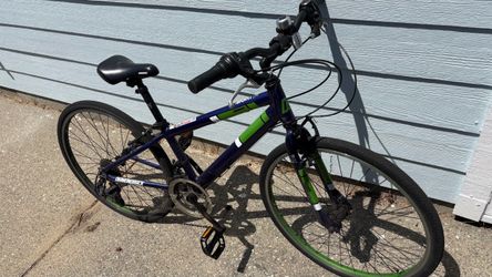 24" Diamondback Insight Kids Bike (REI) – 21-Speed