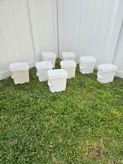 4 for $10 Planters