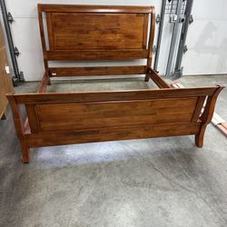 Bedroom Set, High End, Solid Wood, King Size, Suncadia/NW-style