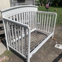 Baby Crib 