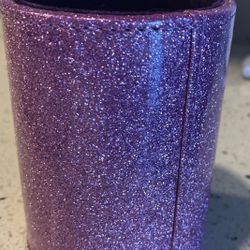 Pen Holder 