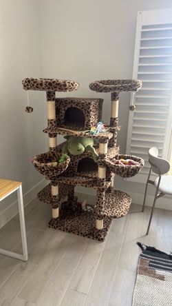 Multi cat tree