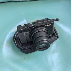 Nikon Coolpix S9900
