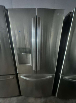 French Door Refrigerator – Stainless, External Ice & Water [Brand not shown]