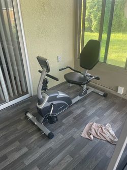 Recumbent exercise bike