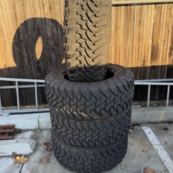 4 used tires toyo  35x12.50R20 open country M/T with 95% of life tread 