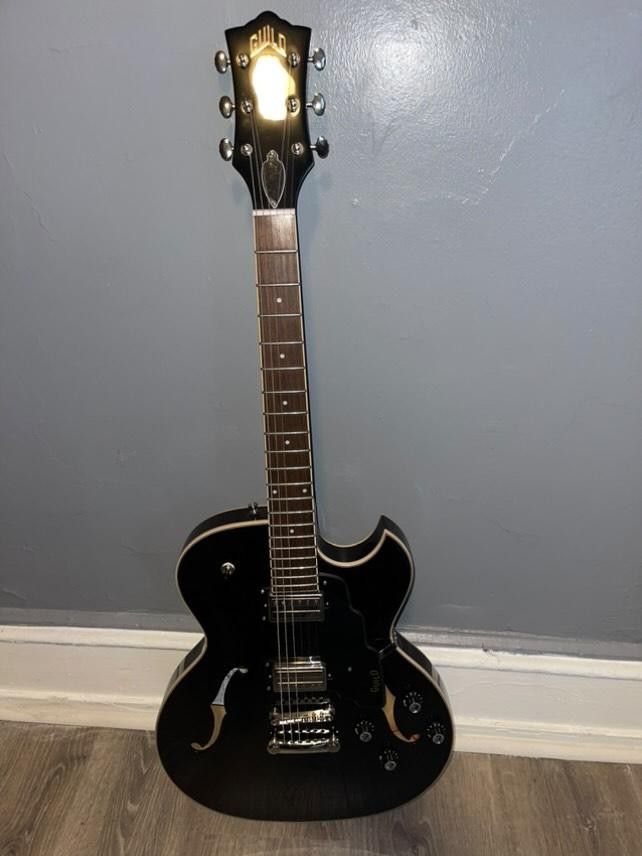 (Black) Guild Starfire iii electric hollow body guitar