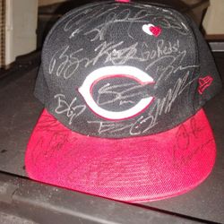 Cincinnati Reds Autograph Signed Hat Elly De La Cruz MLB New Era