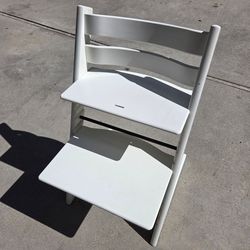 Stokke Wood Adjustable Ergonomic Tripp Trapp Chair White Wood kids baby