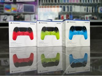 PlayStation 5 Dual Sense Controllers (Dual colors) (Take It Home In Payments/ llévatelo a casa en pagos) only $10 Down