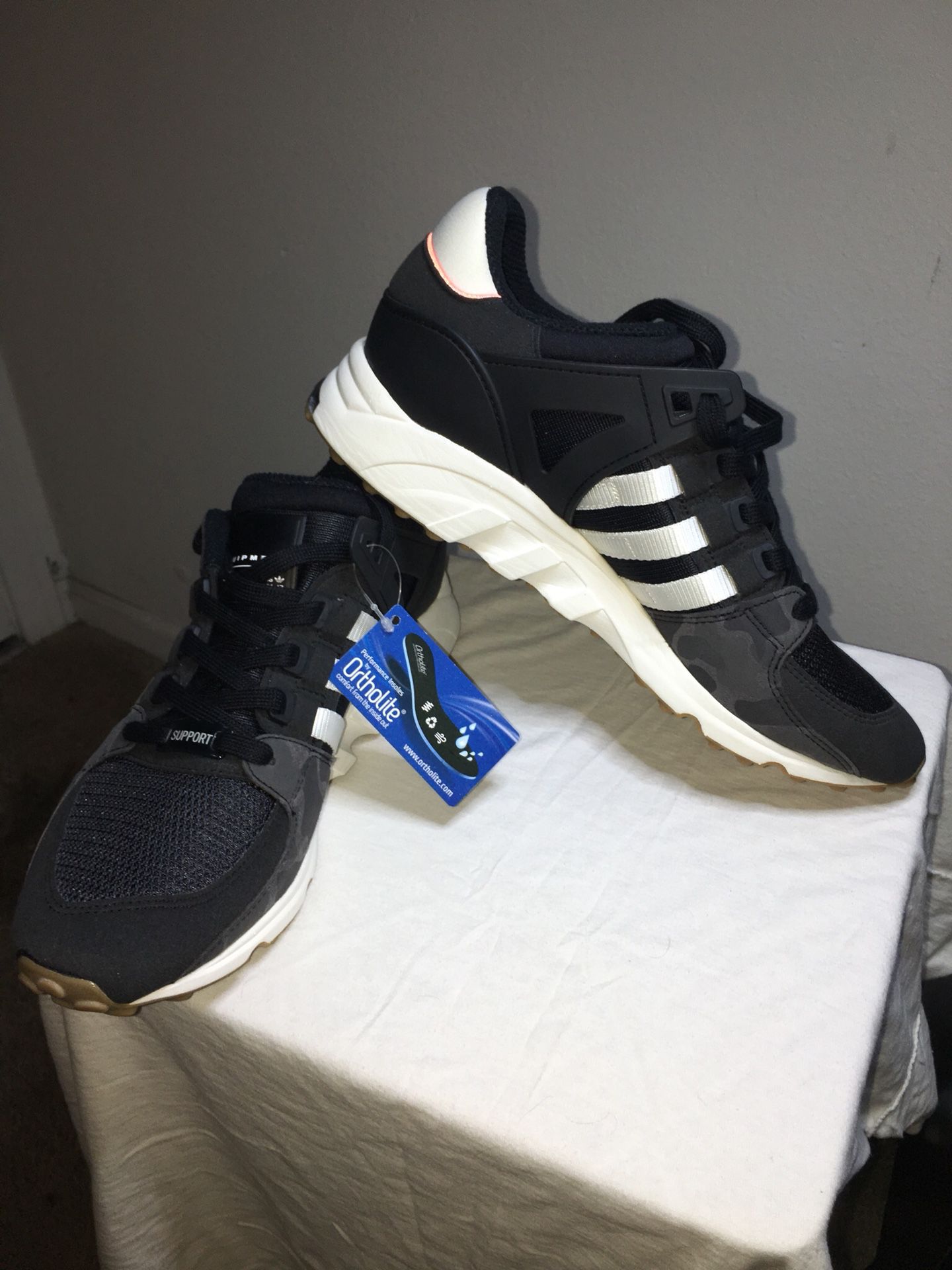 Adidas $150 Retail Men's Size 9 EQT Support RF BB1324 Core Black White Camo for Sale in Riverside, CA - OfferUp