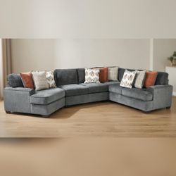Gray L-Shaped Sectional Sofa - Good - Clermont, FL