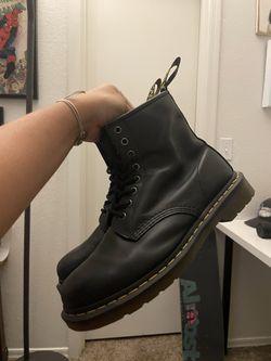Dr Martens Size 9