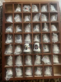 Presidential ceramic thimble collection George Washington to George Bush