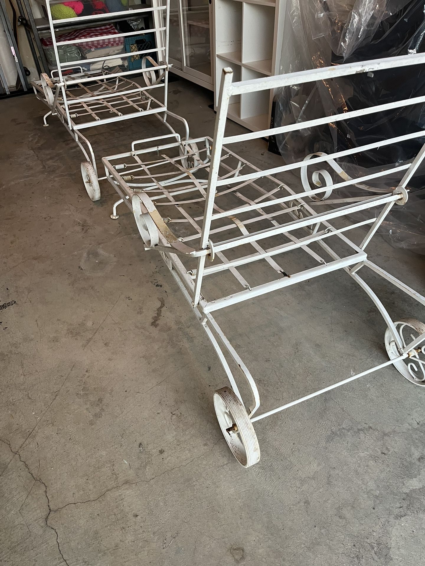 Vintage White Heavy Iron Patio Lounge Chairs