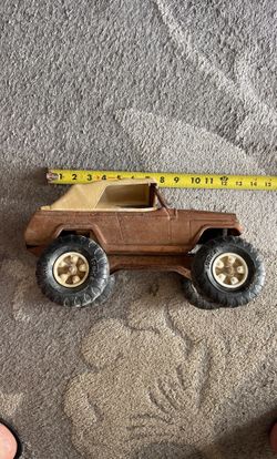 Vintage Tonka MR-970 Jeepster Toy 