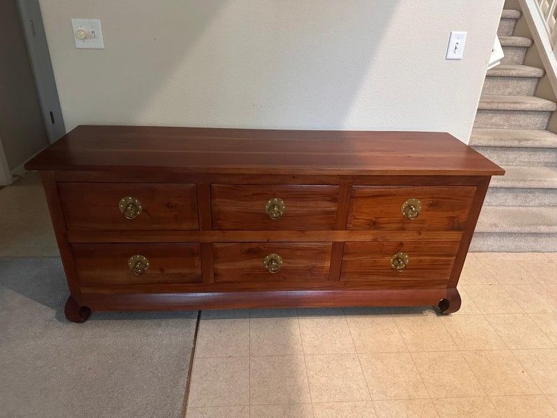 Fine Handcrafted Solid Mahogany Wood Shanghai Sideboard Buffet - 71 inches