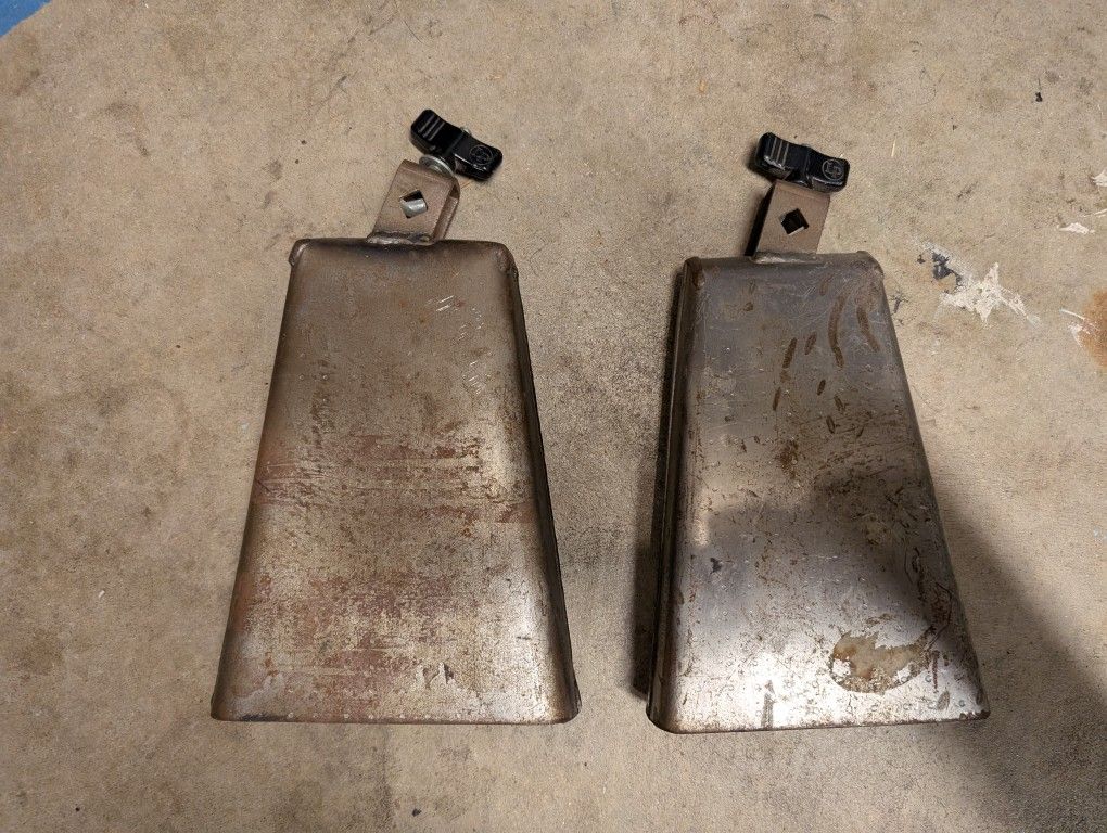 2x LP Metal Cowbells