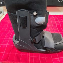 Large Orthopedic SHORT WALKER BOOT, Medical Ankle, Foot, Fracture Brace Air Pump
