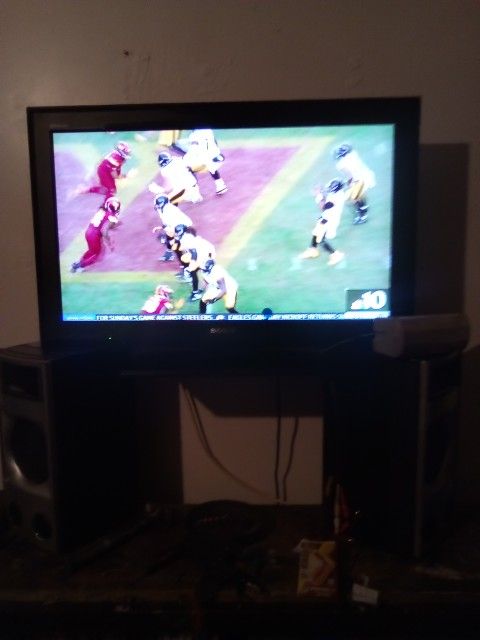 ❗2tv Special.. Let's Go ❗Sony 40 Inch Tv With Blu-ray ... Spectrum 20 Inch Tv