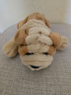 FAO SCHWARTZ plush bulldog "Knuckles" only $10!